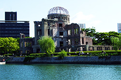 �����h�[��